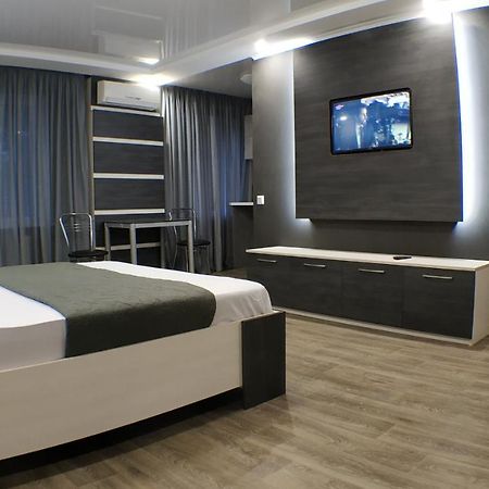 Двухкомнатный Люкс Центр Металлургов 19 Kr Apartments Kryvyj Rih Esterno foto