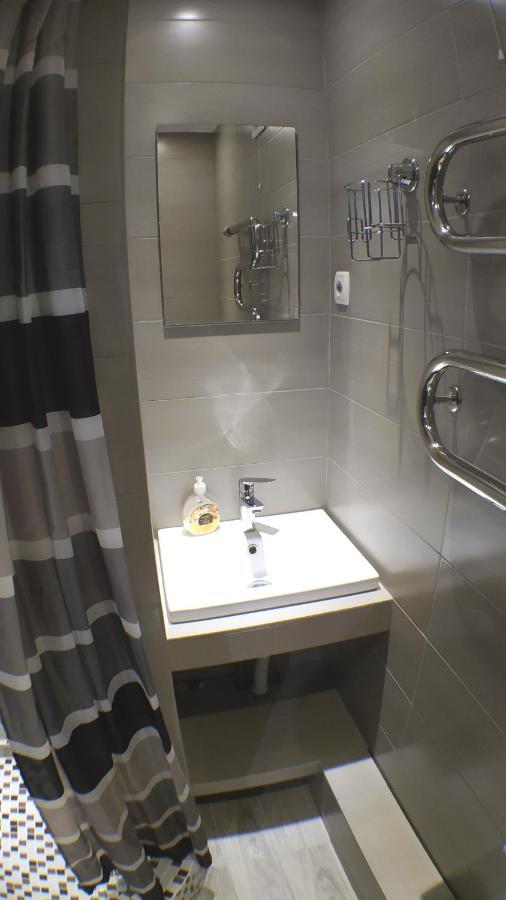 Двухкомнатный Люкс Центр Металлургов 19 Kr Apartments Kryvyj Rih Esterno foto